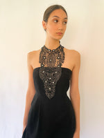 Cleo Patra Neckline
